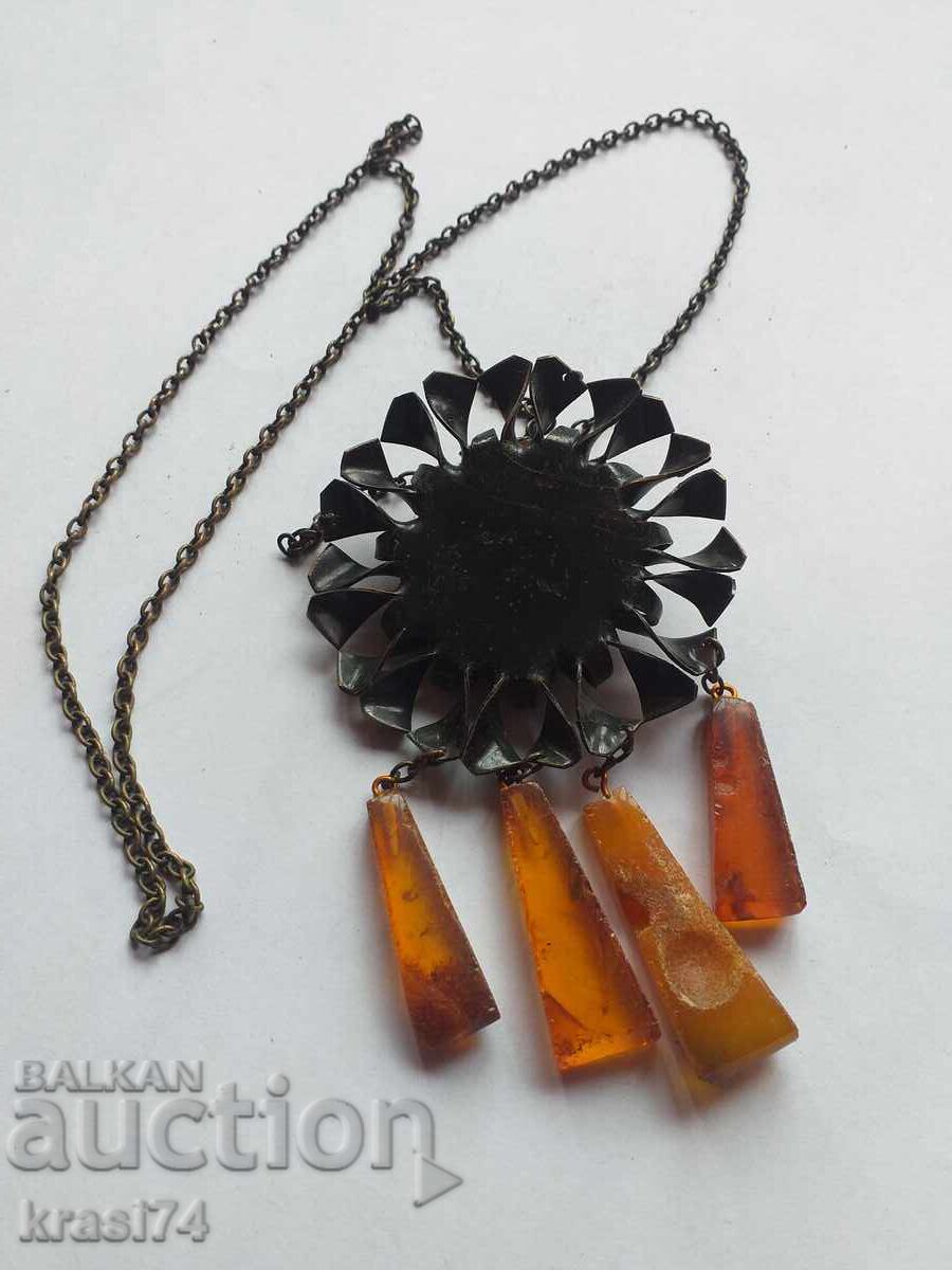 Amber necklace with price 50.00 BGN | € 25.56 Amber necklace with price 50.00 BGN | € 25.56