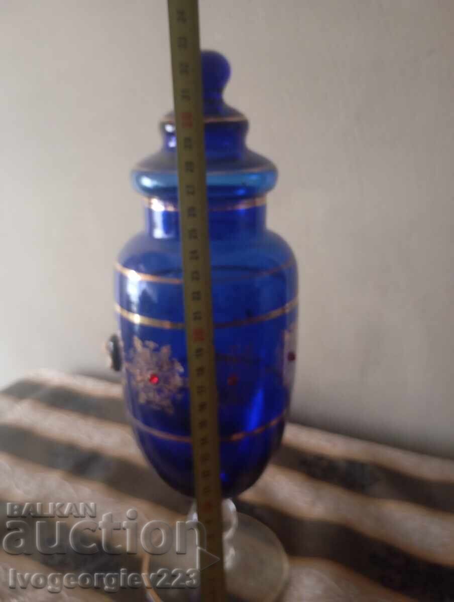 Delivery of Murano Cup with Lid