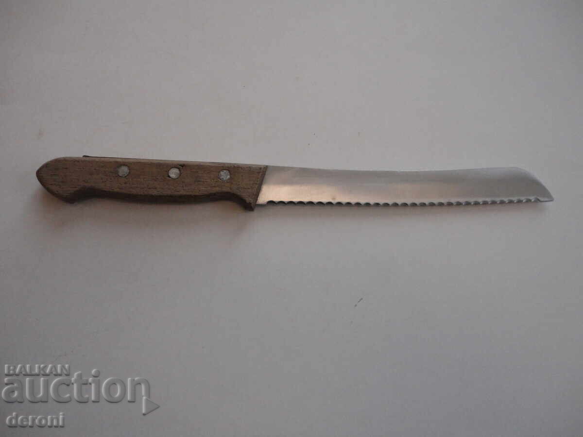 Delivery of Amazing Henckels Solingen 3 knife