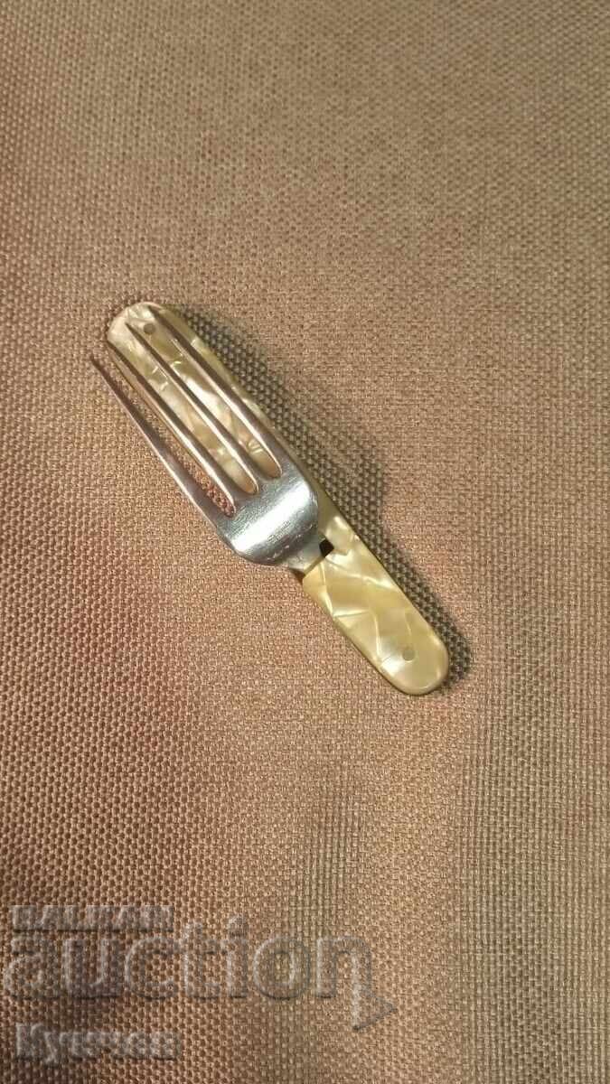 Παλιό μαχαίρι, τουριστικό, μαχαίρι, πιρούνι, τουρισμός με τιμή 9.00 BGN | € 4.60 Παλιό μαχαίρι, τουριστικό, μαχαίρι, πιρούνι, τουρισμός με τιμή 9.00 BGN | € 4.60