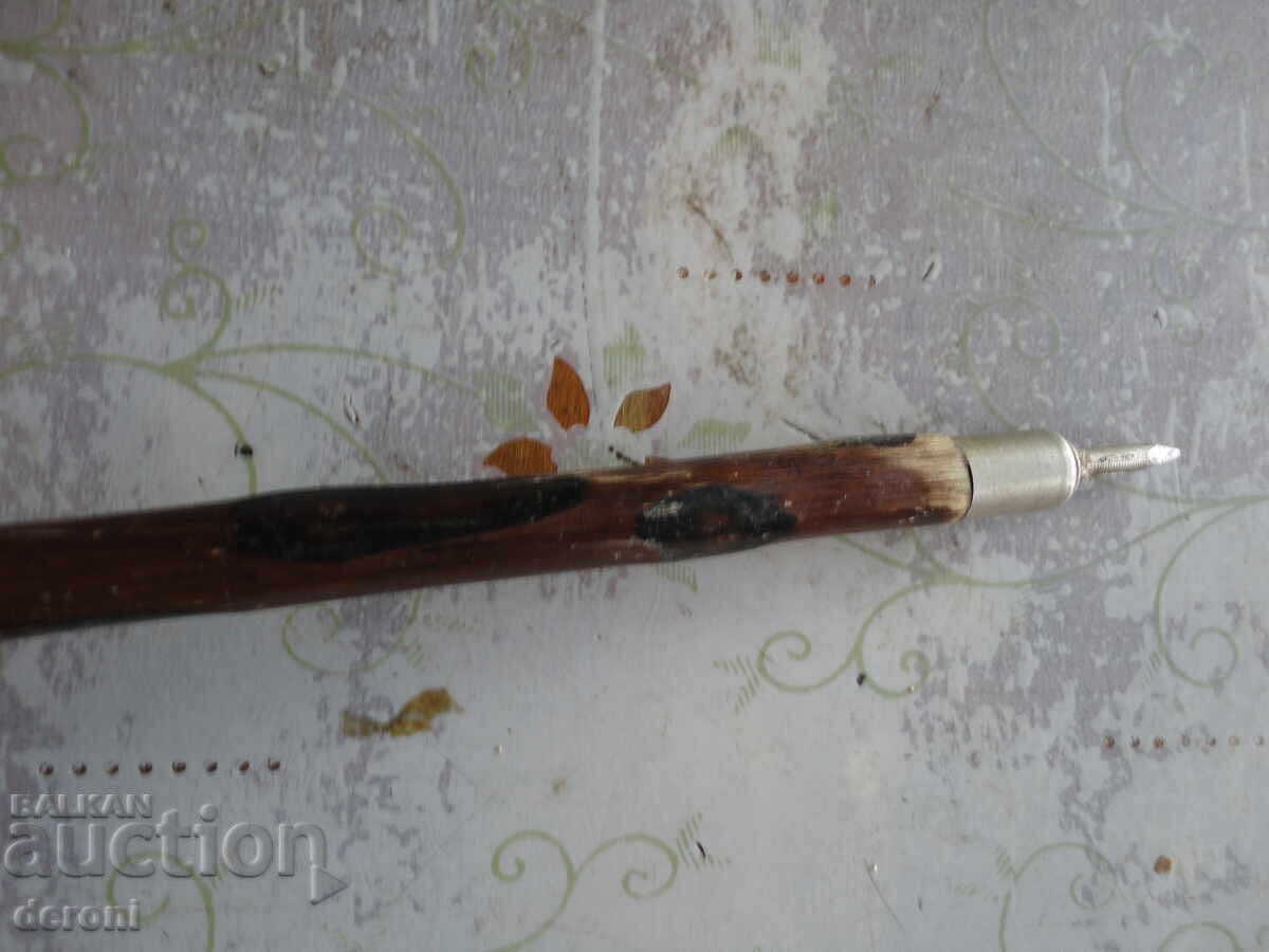 Παράδοση Τουριστικό μπαστούνι με εμβλήματα, κονκάρδες, ξυλόγλυπτα 2