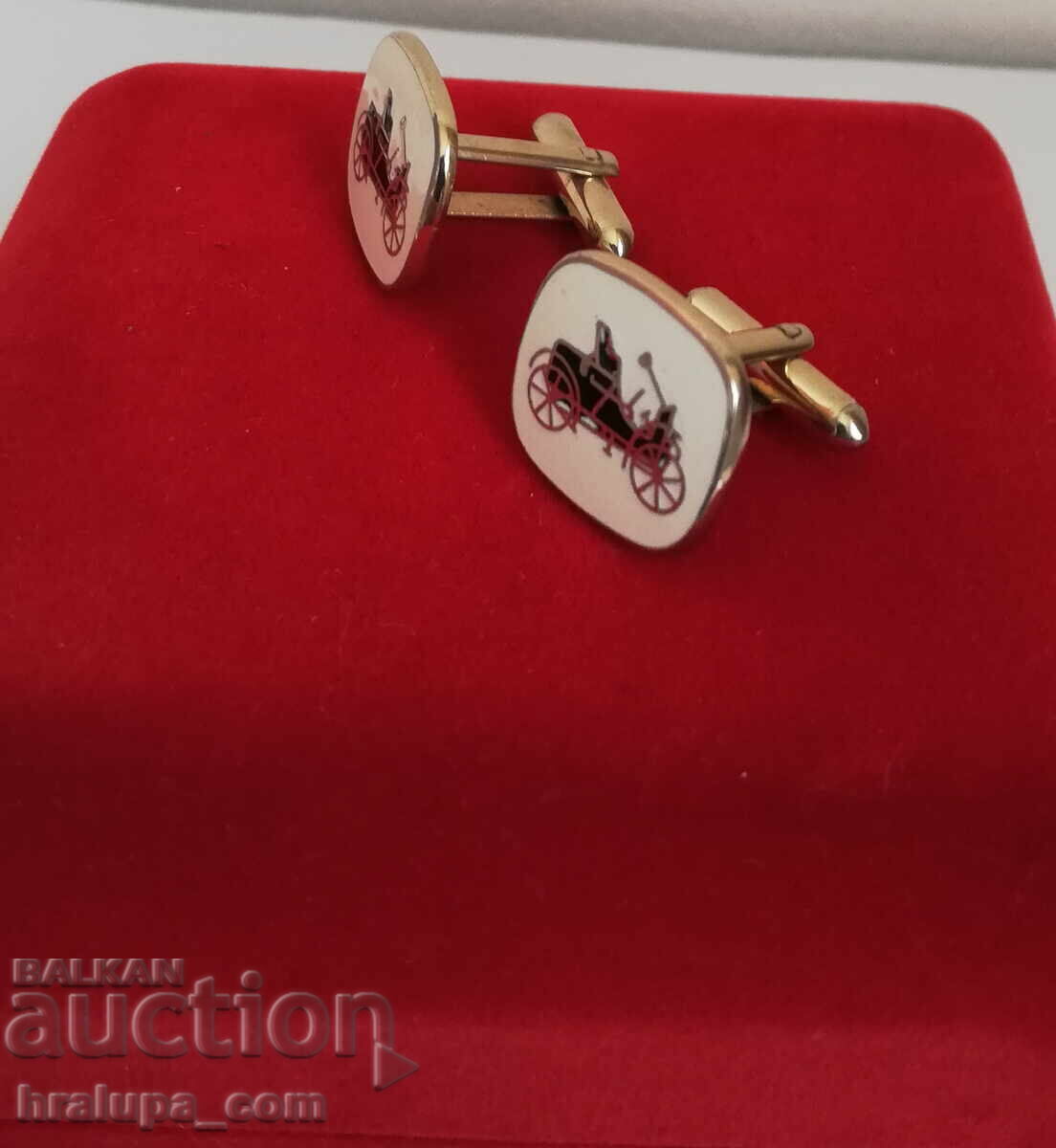 Κουμπιά μανικετών ρετρό αυτοκίνητα με τιμή 25.00 BGN | € 12.78 Κουμπιά μανικετών ρετρό αυτοκίνητα με τιμή 25.00 BGN | € 12.78