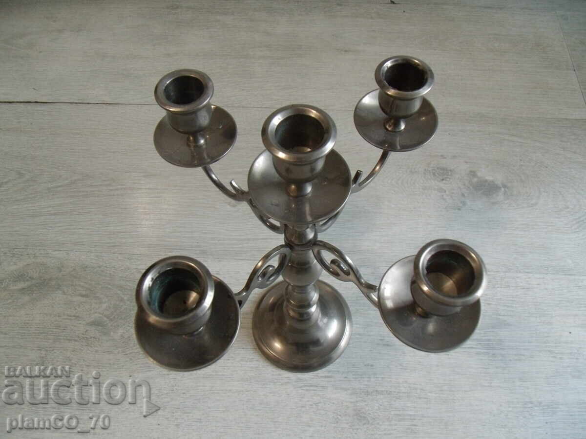 Παράδοση №*8066 παλιό μεταλλικό κηροπήγιο με πέντε θέσεις για κεριά