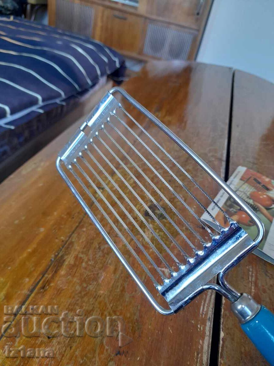 Παλιό οικιακό μηχάνημα κοπής ντομάτας - 5