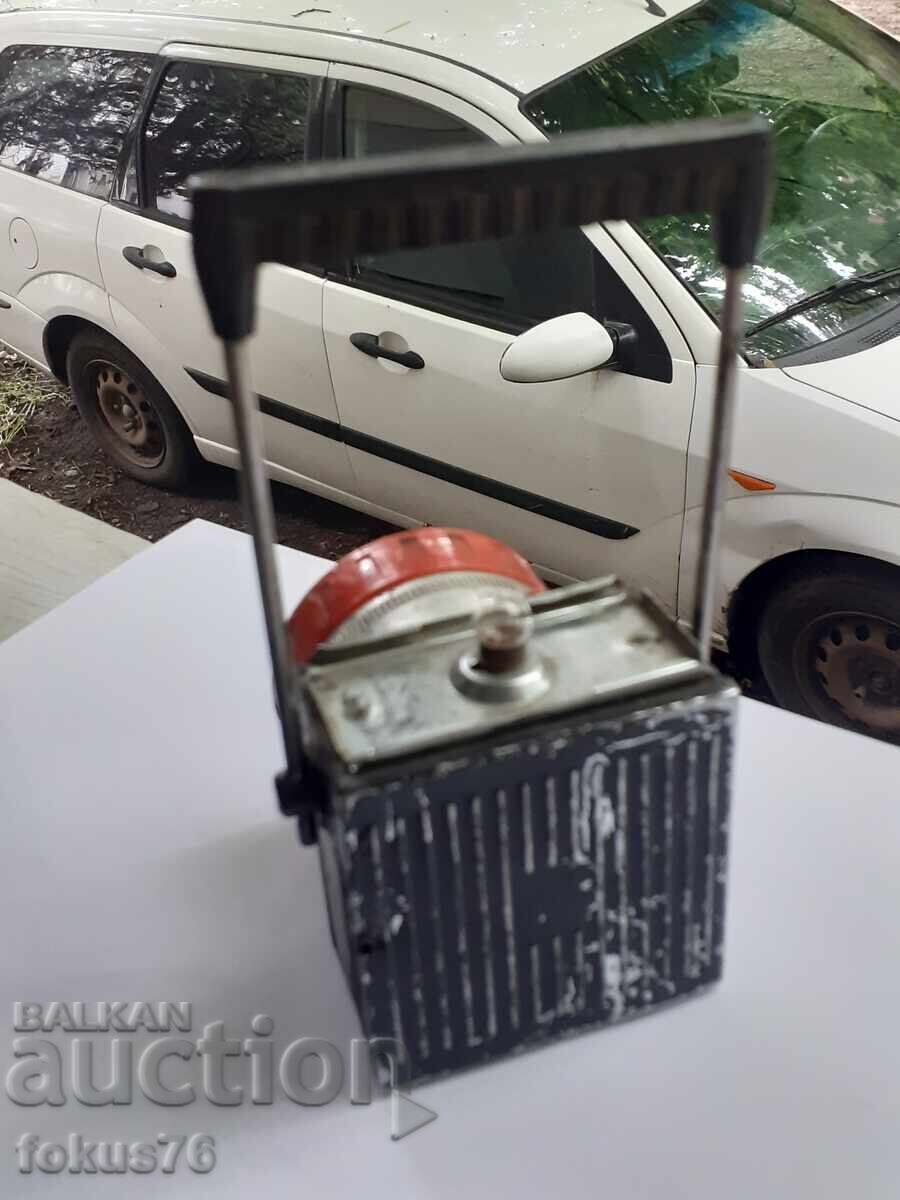 Δημοπρασία Παλιό ρωσικό φαναράκι Δημοπρασία Παλιό ρωσικό φαναράκι