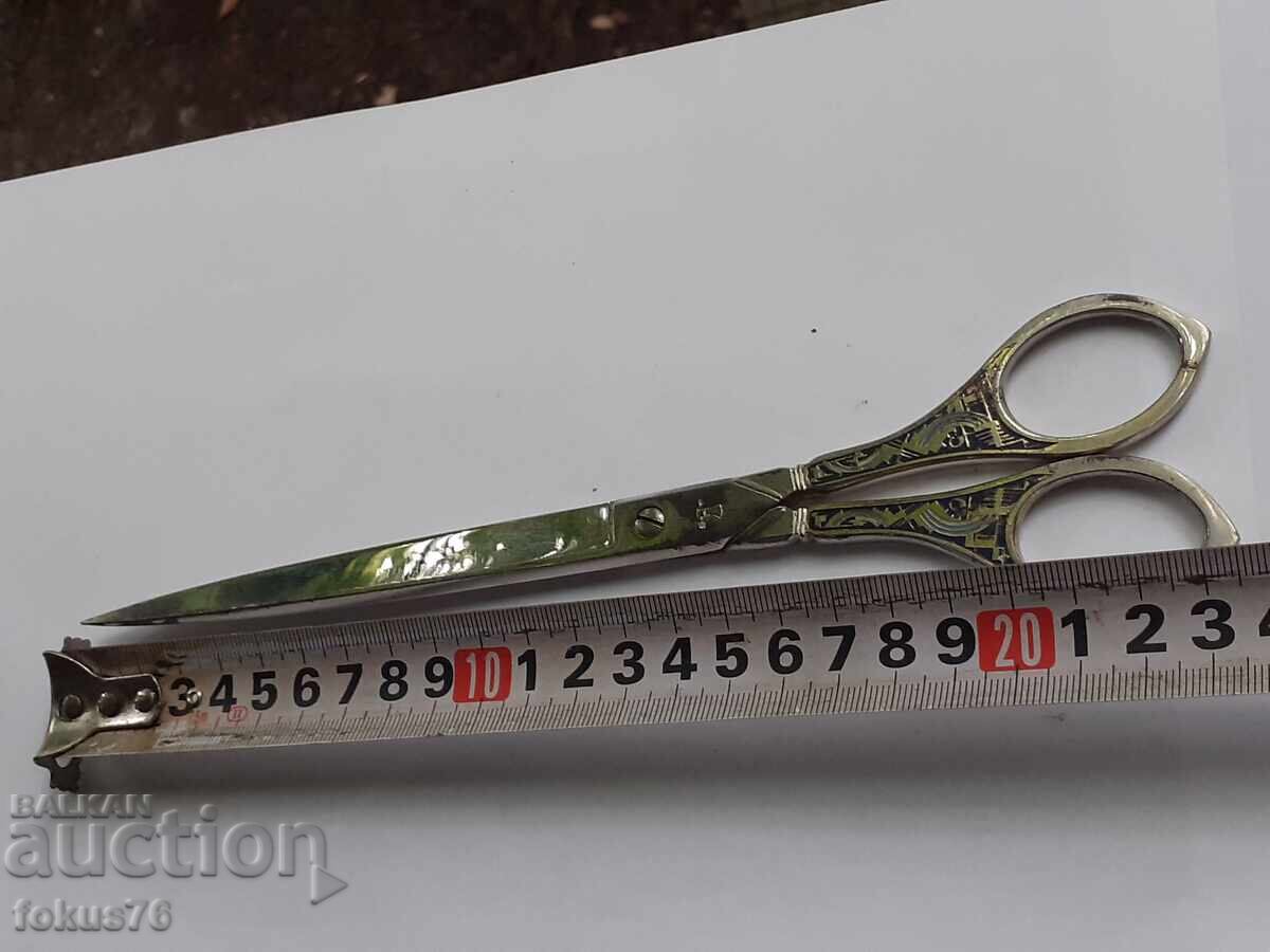 Old scissors with enamel - 7