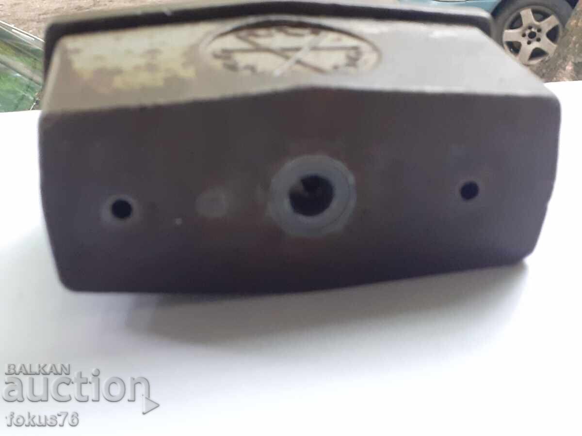 Δημοπρασία Μεγάλο παλιό λουκέτο (κατινάκι) Σοβιετικής Ένωσης (ΣΣΔ)