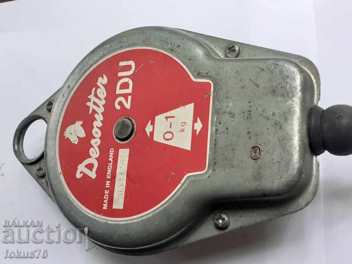 Vechi dispozitiv englezesc de siguranță la înălțime, extensibil cu preț 49.00 BGN | € 25.05 Vechi dispozitiv englezesc de siguranță la înălțime, extensibil cu preț 49.00 BGN | € 25.05