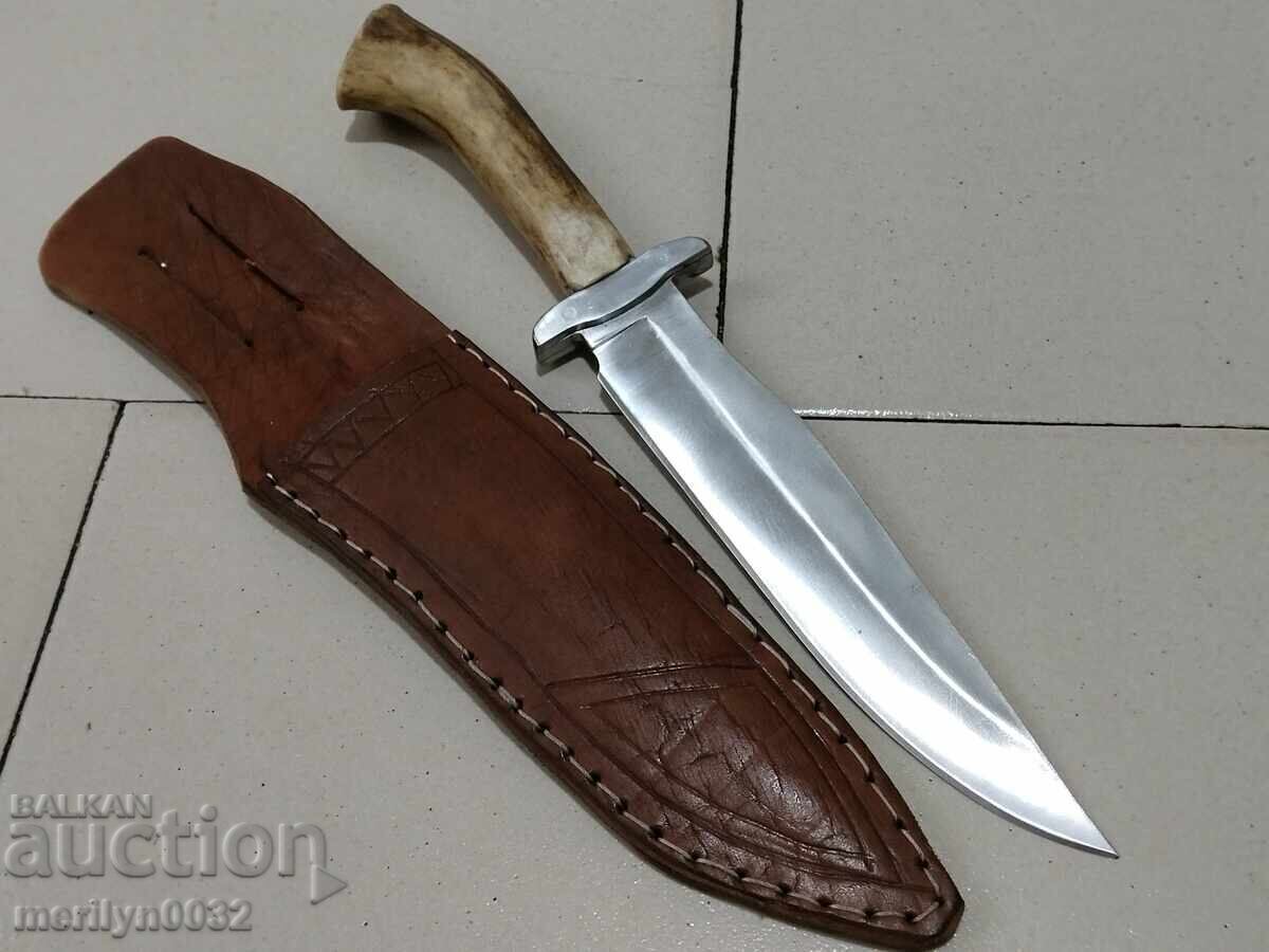 Ловен нож с кания, дръжка от еленов рог кръст с цена € 82.60 | 161.55 лв.