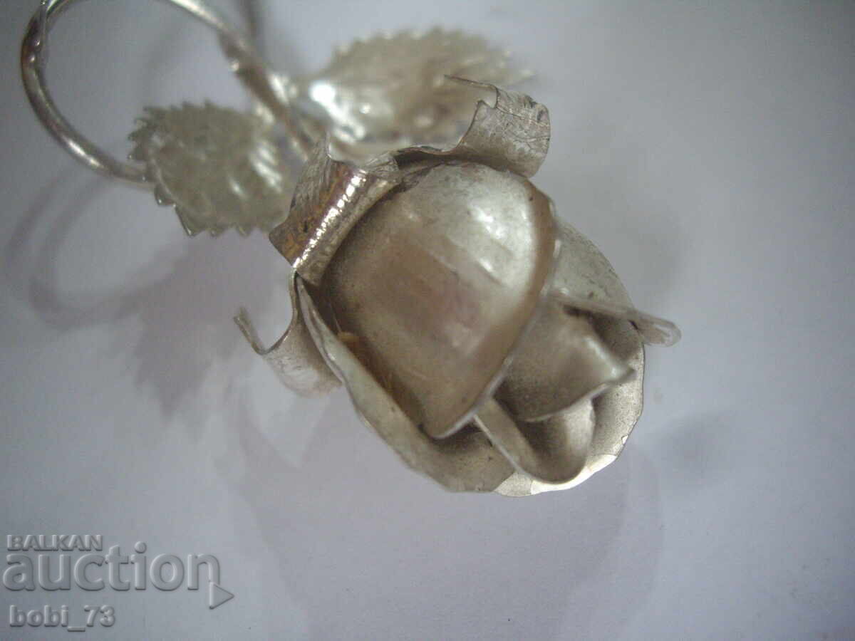 Δημοπρασία Όμορφο μεταλλικό τριαντάφυλλο Δημοπρασία Όμορφο μεταλλικό τριαντάφυλλο