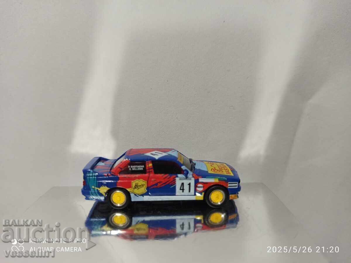 Cărucior bmw m3 mărimea 1/87 herpa HO din anii nouăzeci cu preț € 8.50 | 16.62 BGN
