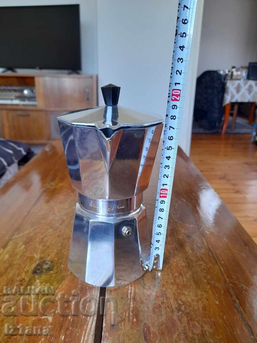 Licitație Vechi aparat de cafea