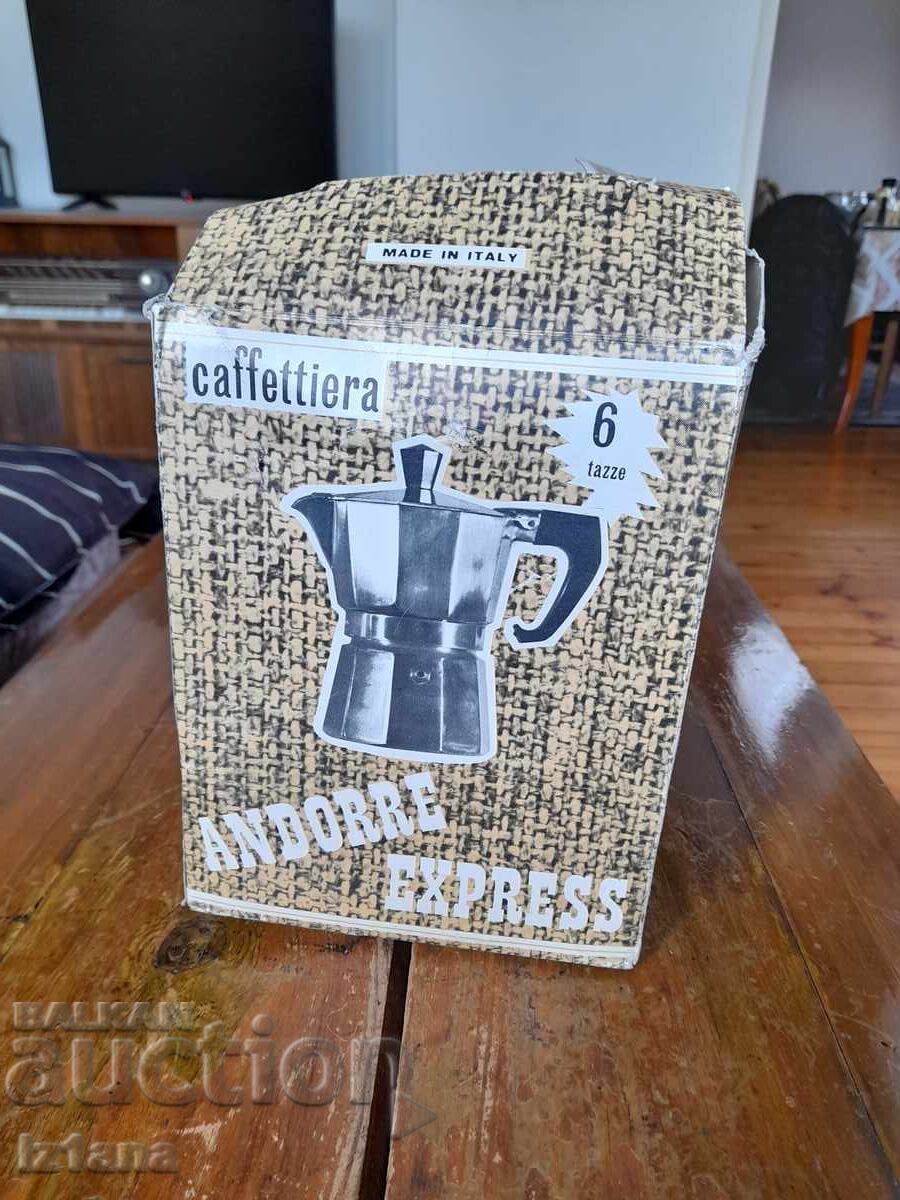 Vechi aparat de cafea