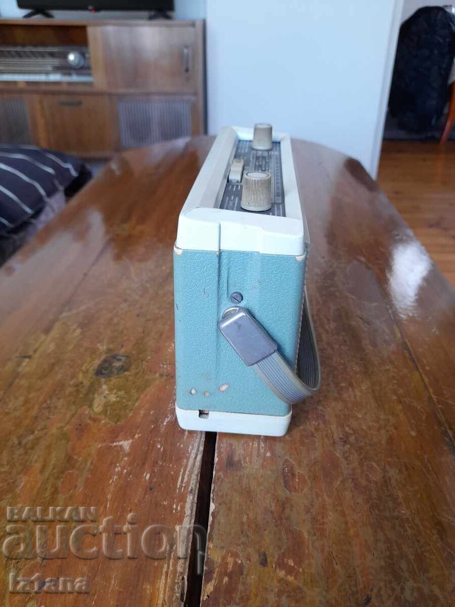 Auction Old radio, Ingelen radio receiver Auction Old radio, Ingelen radio receiver
