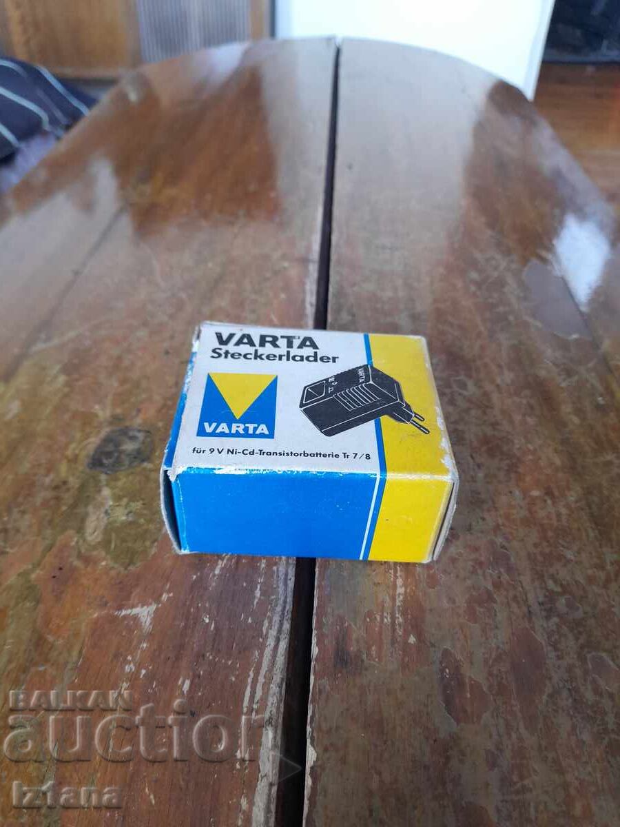 Παλιό φορτιστής μπαταριών Varta