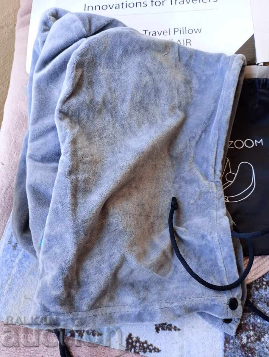 Pernă de călătorie Nouă preț de marcă pe site 30.95 euro cu preț 32.50 BGN | € 16.62 Pernă de călătorie Nouă preț de marcă pe site 30.95 euro cu preț 32.50 BGN | € 16.62