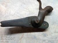 Капсулен механизъм.