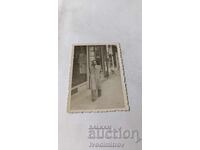 Снимка София Мъж на тротоара