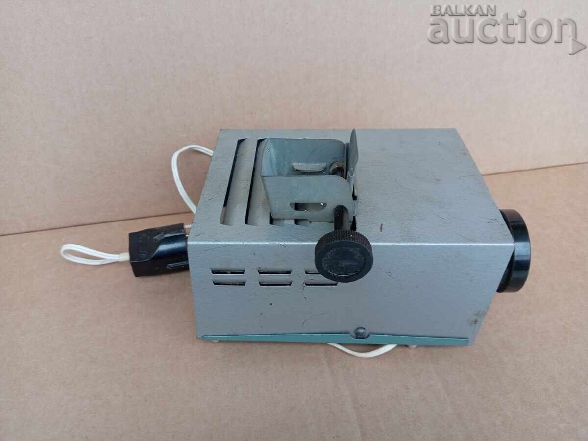 Παράδοση Παλιό προβολικό μηχάνημα δεκαετίας 70 Παράδοση Παλιό προβολικό μηχάνημα δεκαετίας 70