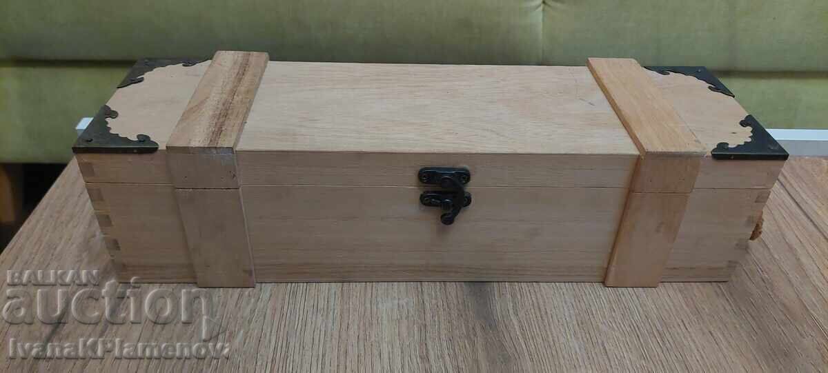 Παράδοση Ξύλινο κουτί κρασιού για γνώστες