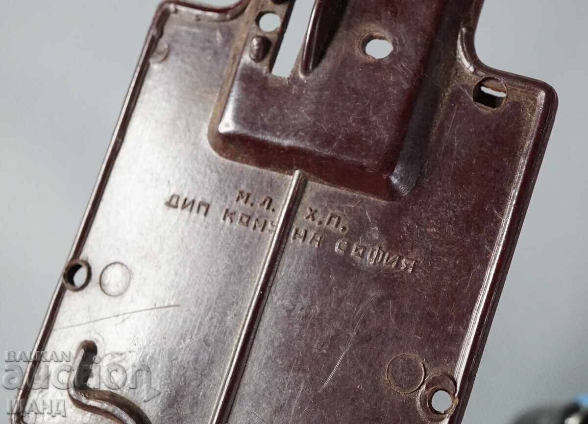 Стара Българска Бакелитена играчка ретро кола дип комуна - 7