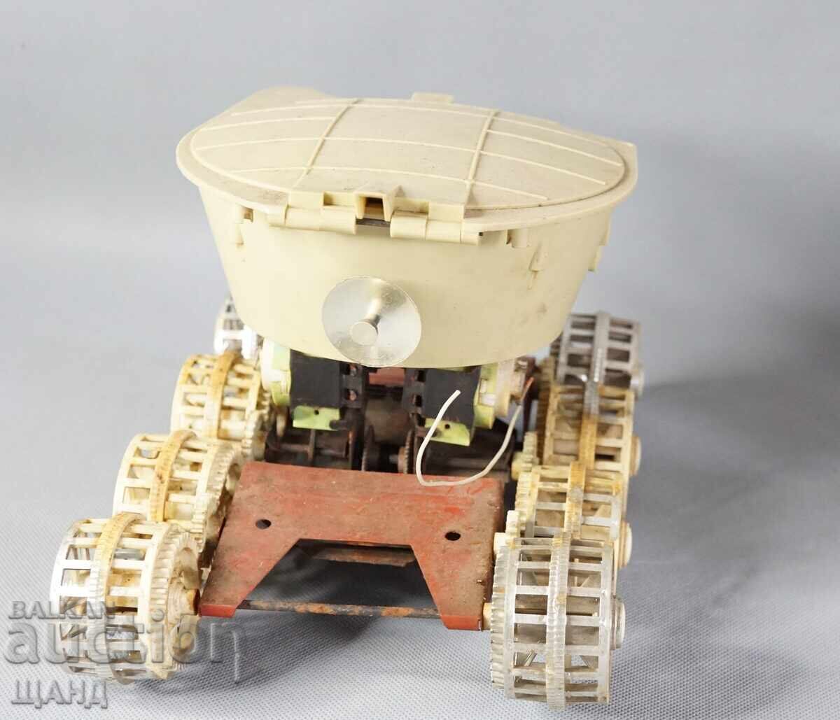 Δημοπρασία Παλιό ρωσικό πλαστικό μοντέλο διαστημικού λεωφορείου