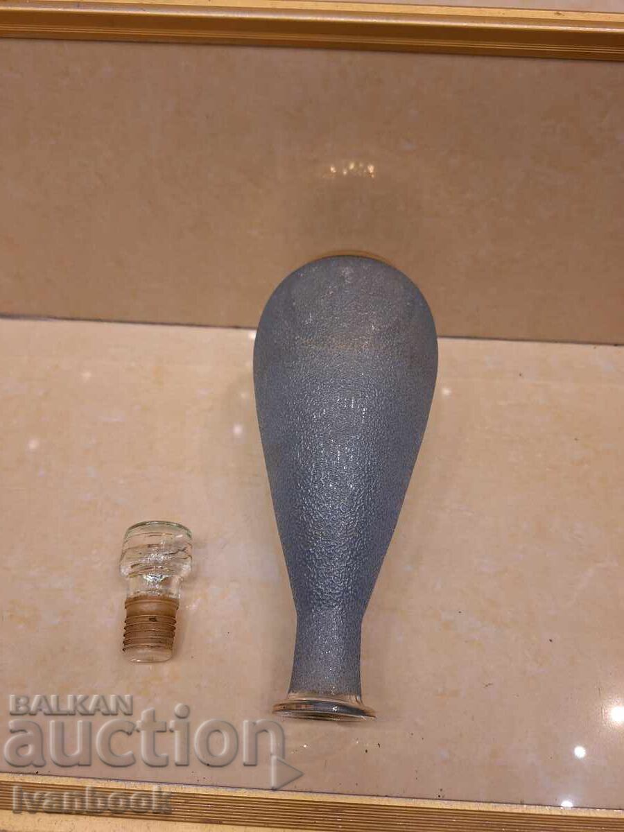 Livrarea Cană de sticlă retro soc