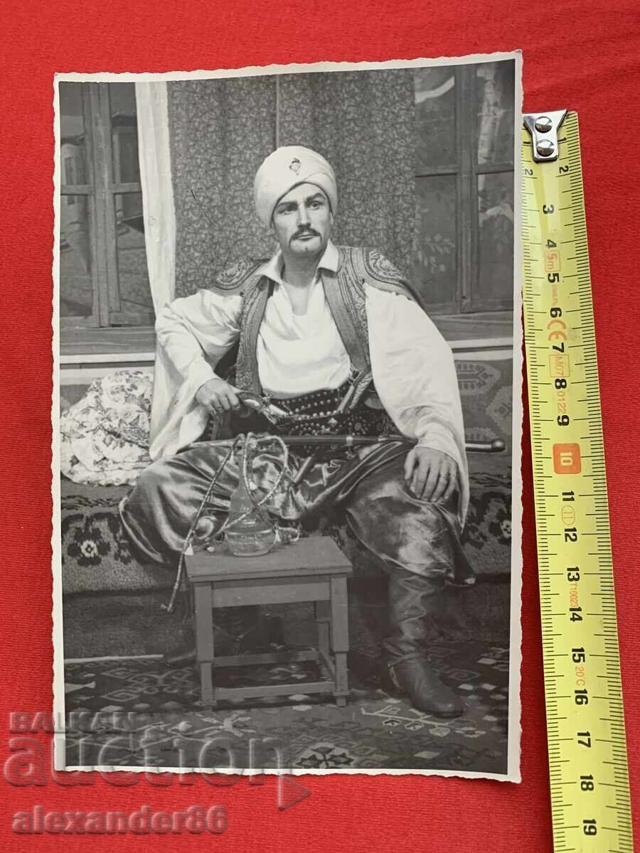 Vasil Kirkov "Han Tartar" Veliko Tărnovo 1955 g. Premieră cu preț 7.00 BGN | € 3.58