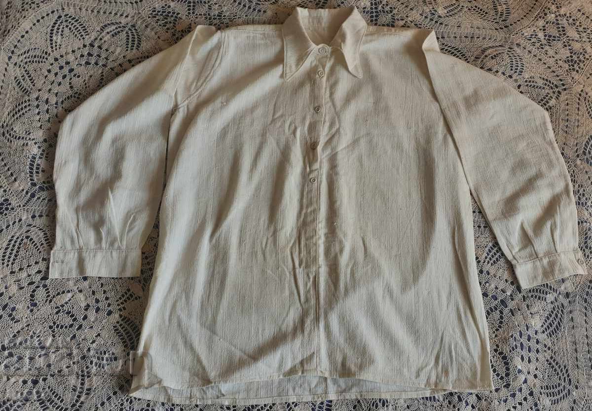 Автентична къса риза