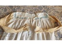 Автентична къса риза от народна носия