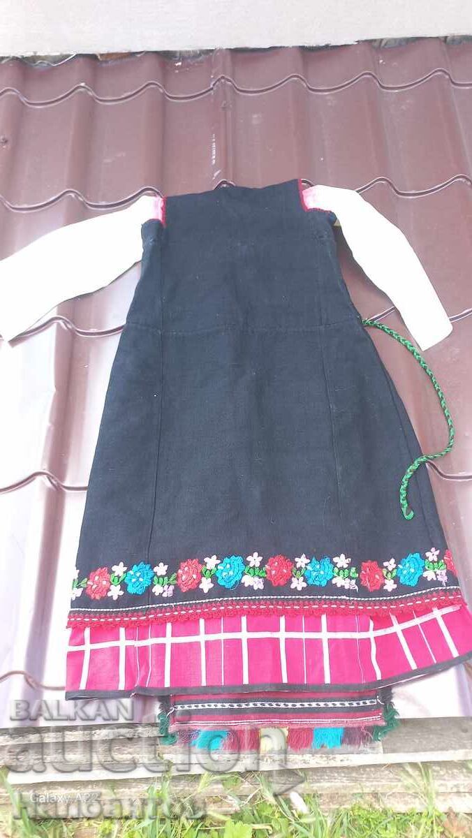 ΠΑΛΙΑ ΓΥΝΑΙΚΕΙΑ ΦΟΡΕΣΙΑ ΑΠΟ ΤΟ ΤΟΠΟΛΟΒΓΡΑΝΤ με τιμή 700.00 BGN | € 357.90