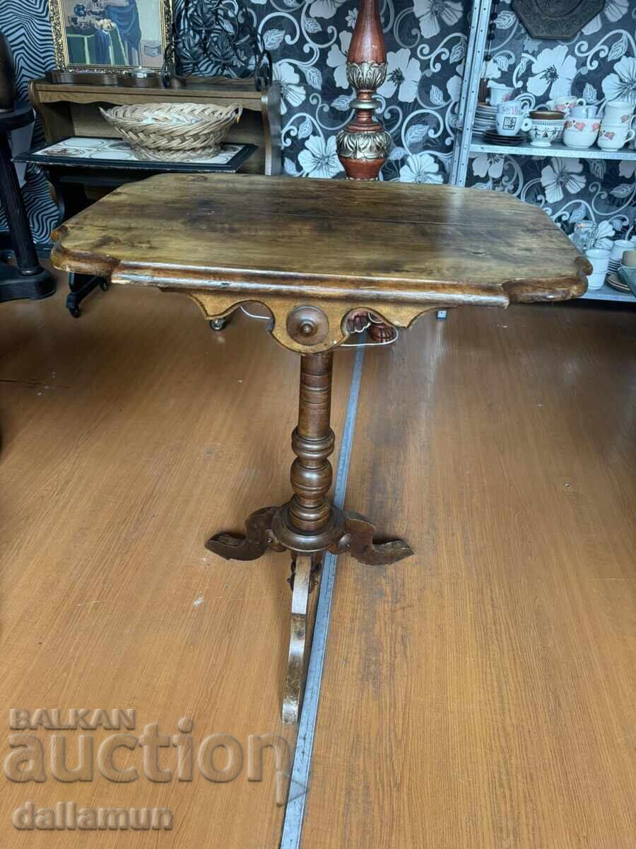 Δημοπρασία Αντίκα τραπέζι ξυλόγλυπτο