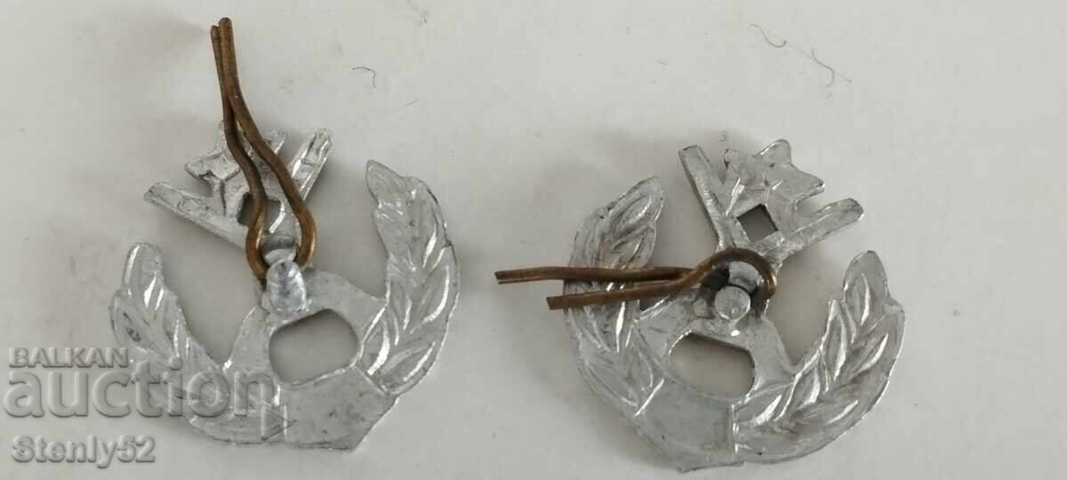 2 τμχ Σοβ. βενζέλια για επωμίδες ΒΛΔ με τιμή 10.00 BGN | € 5.11 2 τμχ Σοβ. βενζέλια για επωμίδες ΒΛΔ με τιμή 10.00 BGN | € 5.11