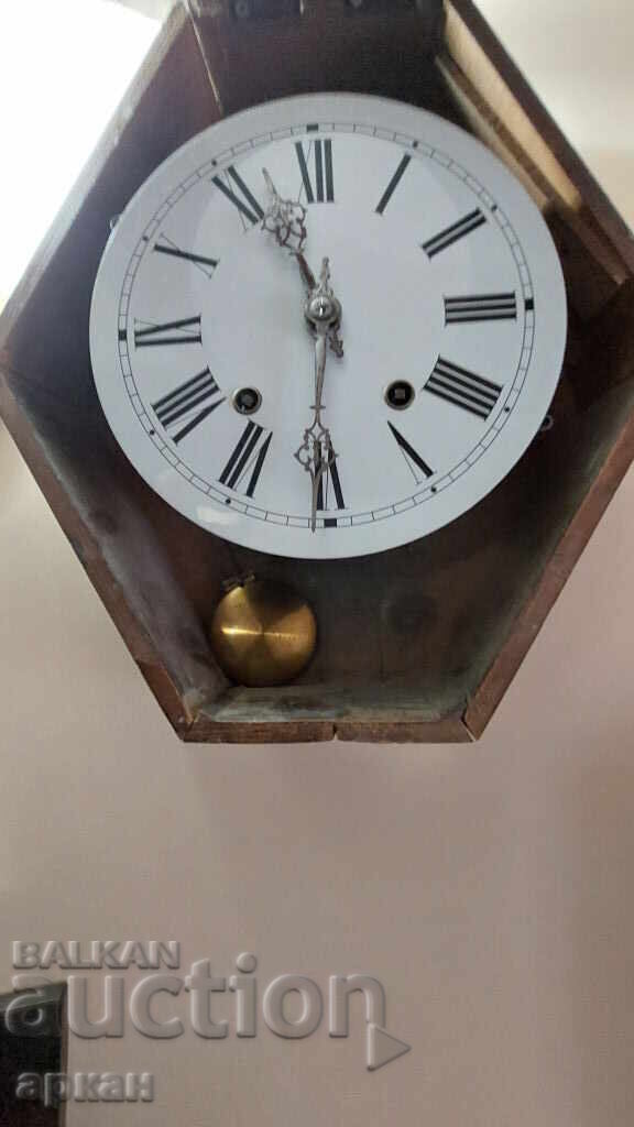Доставка на Стенен часовник -края на XIX век ....седеф и орнаменти