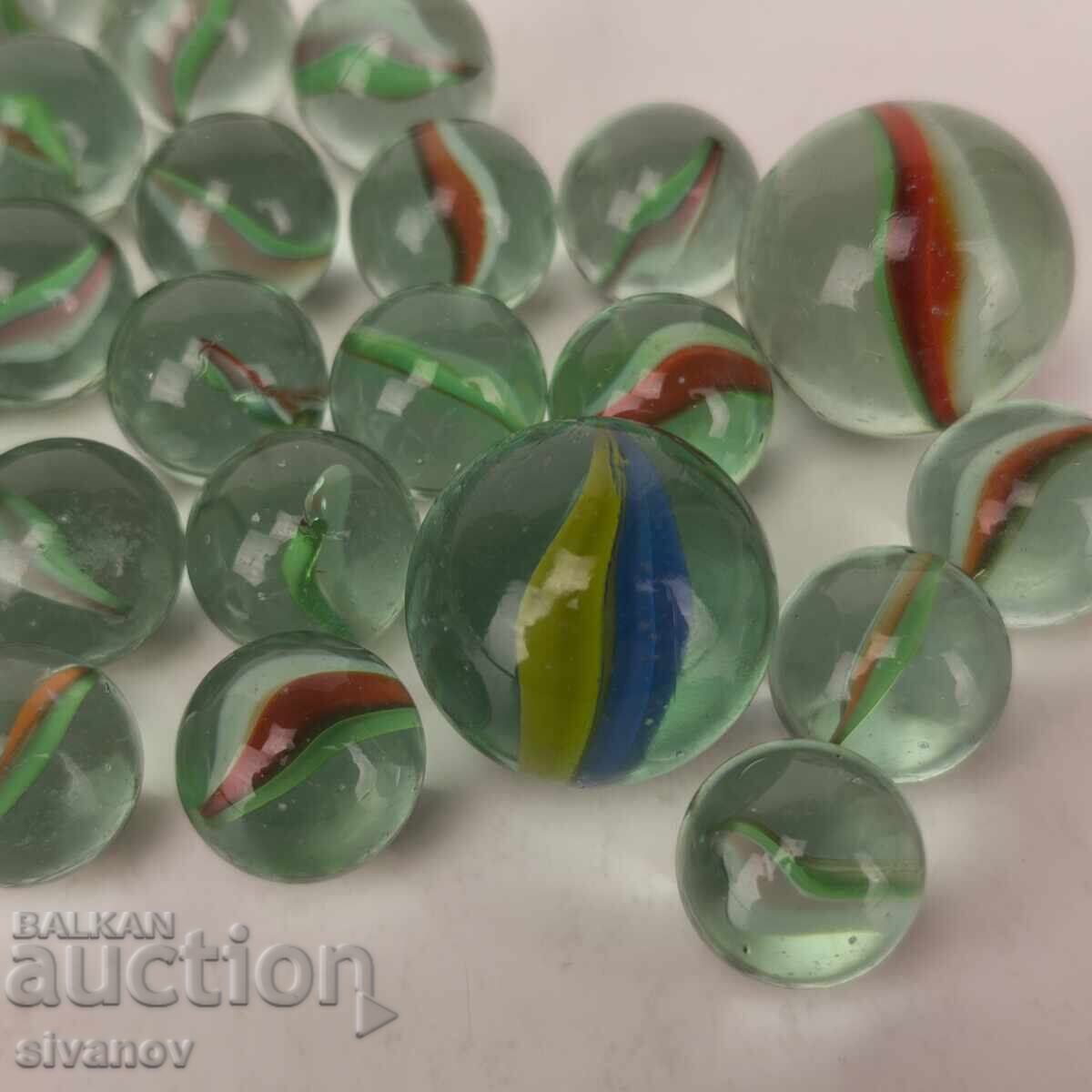 Licitație Lot de 31 de bile de sticlă vechi pentru joc #5956