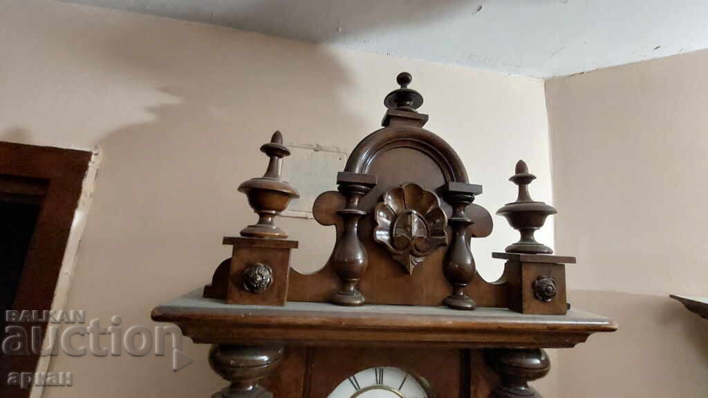 Ρολόι τοίχου αρχών του 20ου αιώνα - λειτουργικός μηχανισμός με τιμή 800.00 BGN | € 409.03