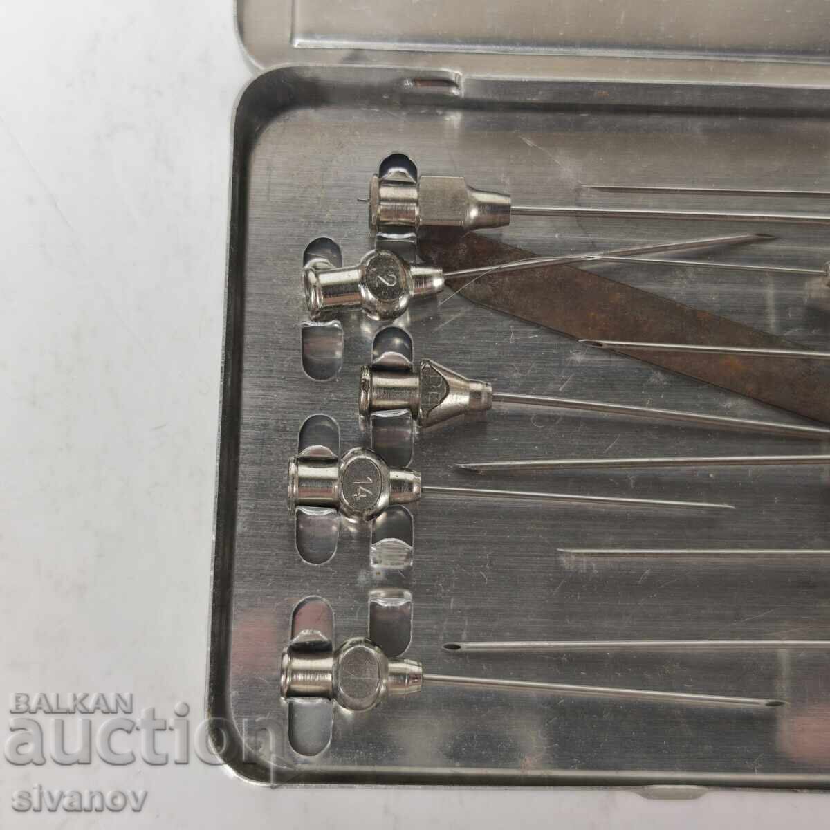 Delivery of Old Injekta syringe needles Germany 12 pieces #5961