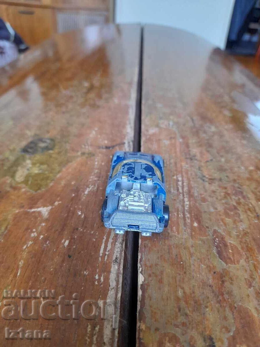 Delivery of Old Matchbox Mazda RX500 car