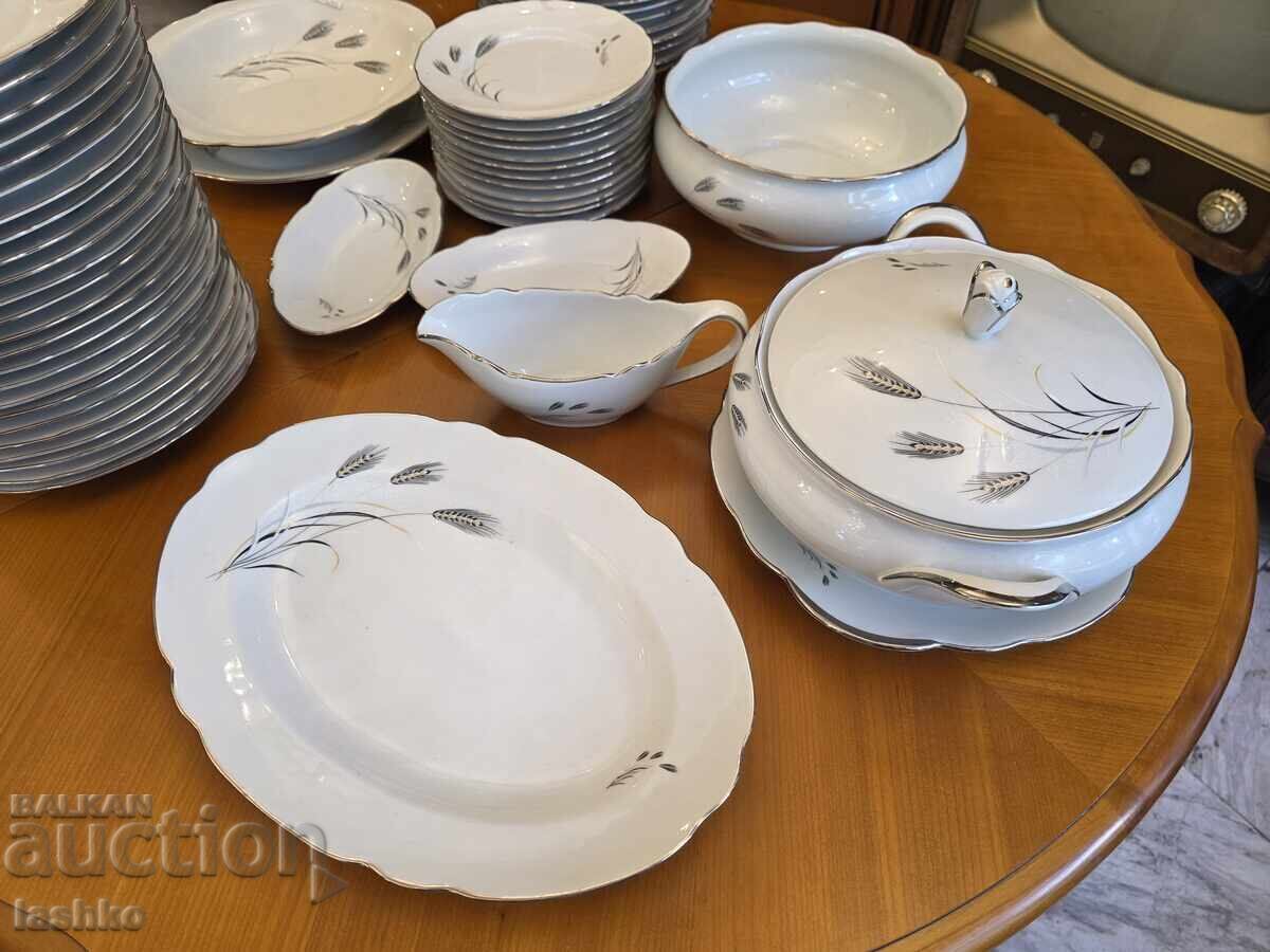 French porcelain dinner service - 5