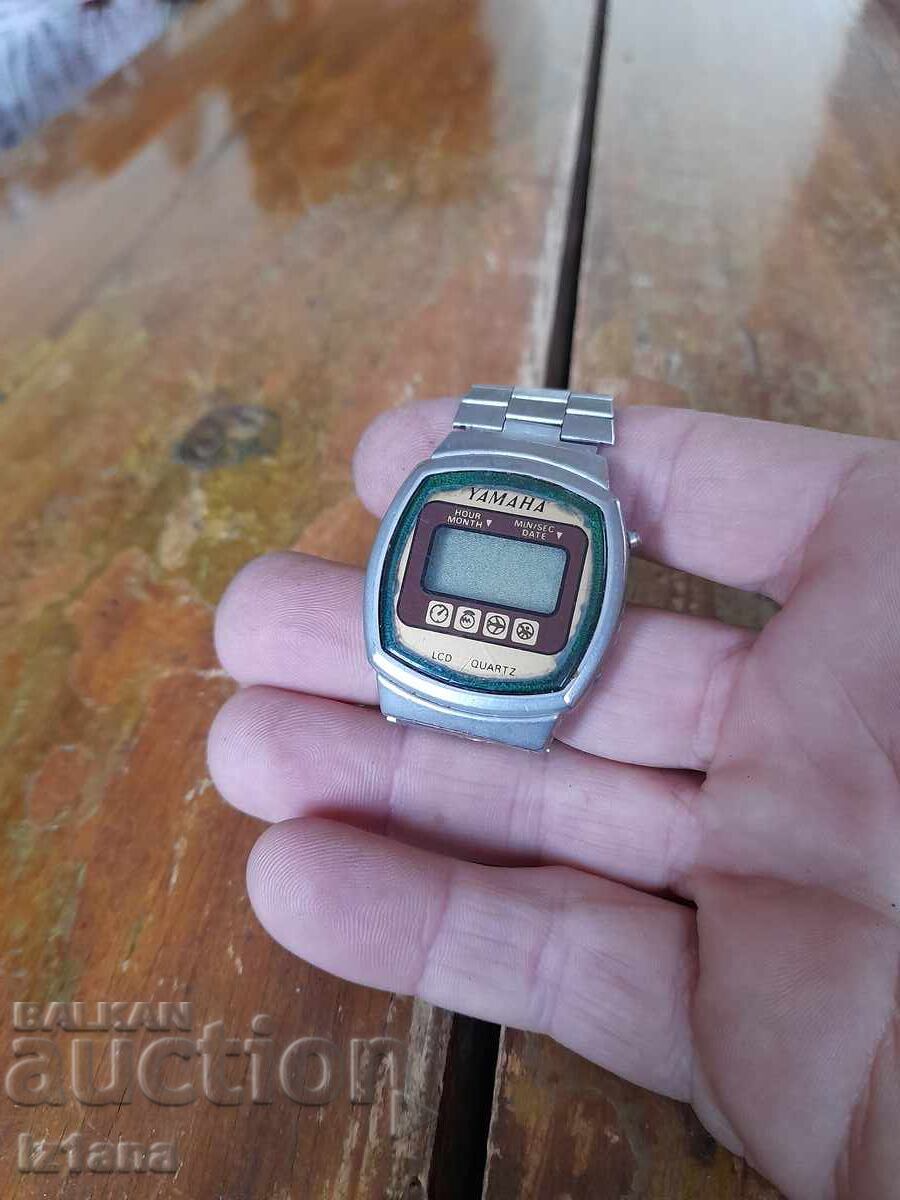 Ceas electronic vechi Yamaha cu preț 32.00 BGN | € 16.36 Ceas electronic vechi Yamaha cu preț 32.00 BGN | € 16.36