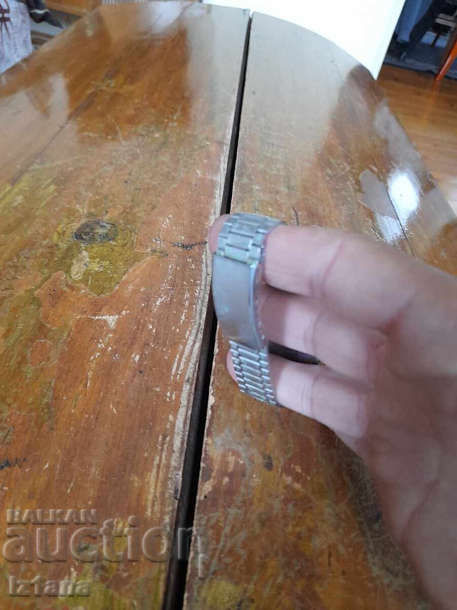 Παράδοση Παλιό ηλεκτρονικό ρολόι Wintron