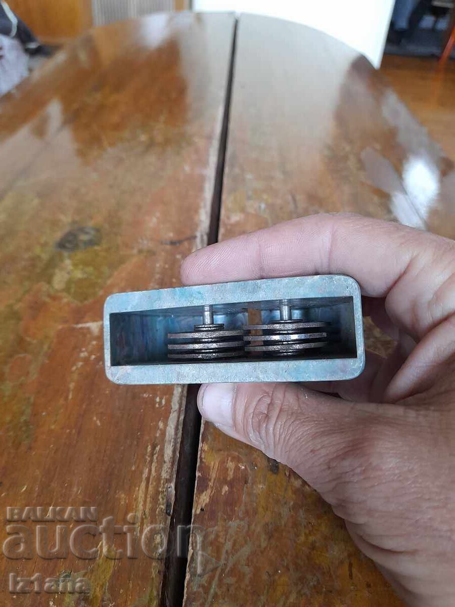 Delivery of Old knife sharpener