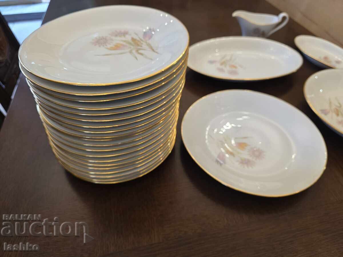 French Limoges porcelain set with price 199.99 BGN | € 102.25