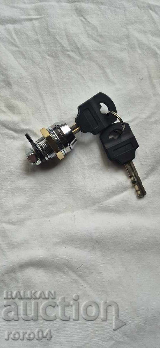 ΜΠΑΡΑ ΑΠΟ ΠΕΡΙΣΤΡΟΦΙΚΟ / ΧΡΗΜΑΤΟΚΙΒΩΤΙΟ - BATON - NEW