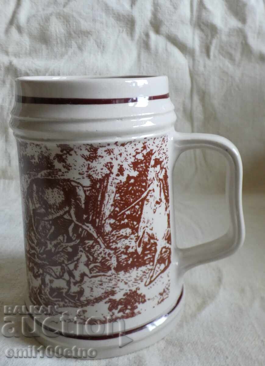 Half a hunting scene, old Bulgarian porcelain, Razvitie Kaleitsa with price 17.00 BGN | € 8.69