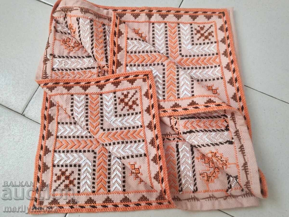 Παλιά κεντητή επιταγή, τραπεζομάντηλο, milo, βουλγαρικό κέντημα Παλιά κεντητή επιταγή, τραπεζομάντηλο, milo, βουλγαρικό κέντημα