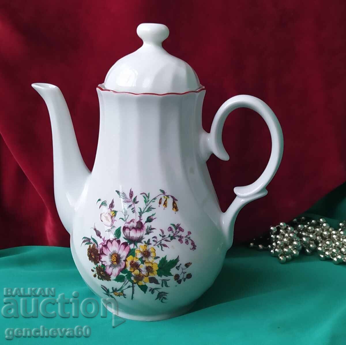 Българска порцеланова кана