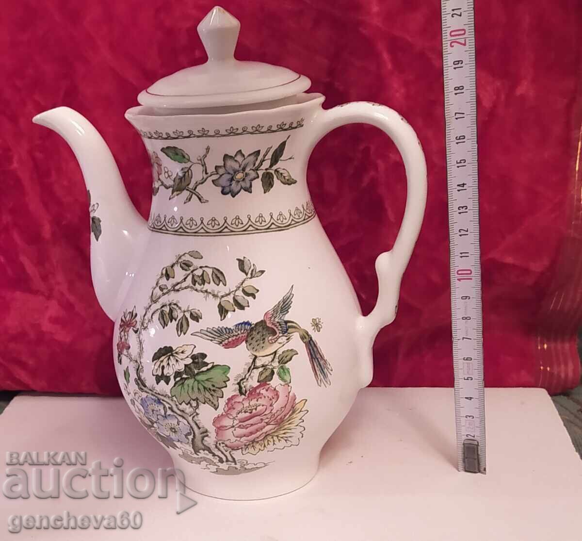 Licitație Ceainic de porțelan englezesc - marcaje