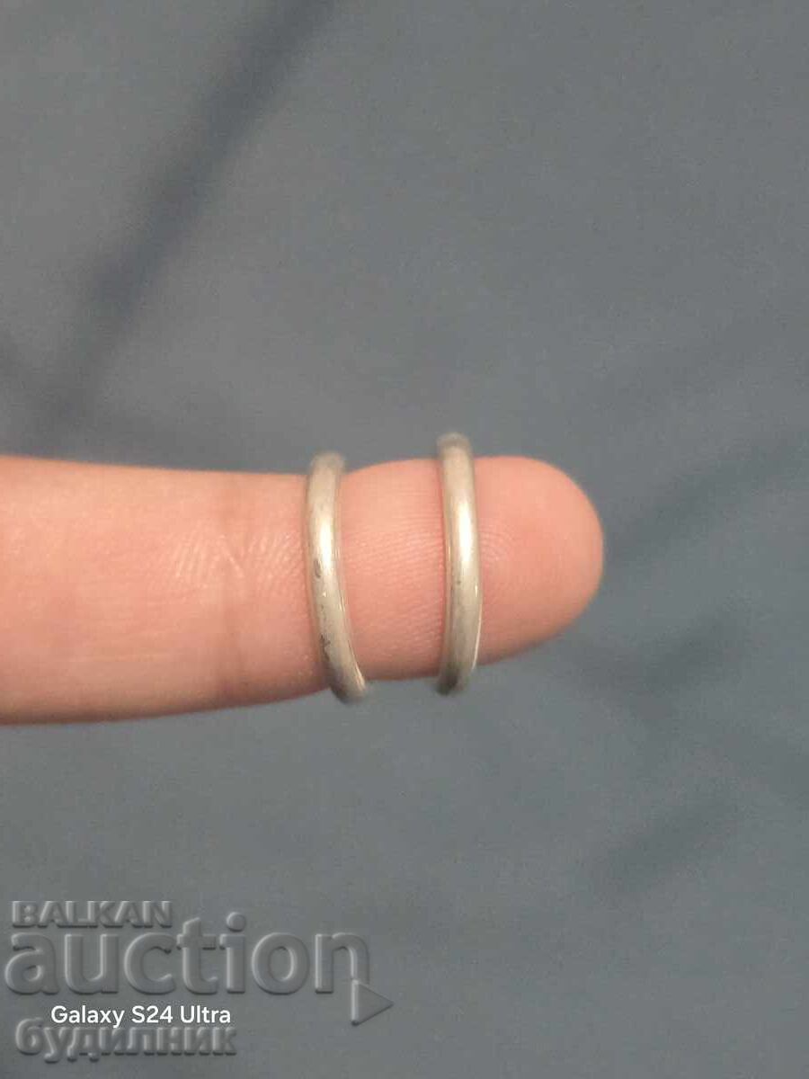 Silver earrings. 0.81 Grams. Listing over 100 Auctions. Inspection available with price 11.99 BGN | € 6.13 Silver earrings. 0.81 Grams. Listing over 100 Auctions. Inspection available with price 11.99 BGN | € 6.13