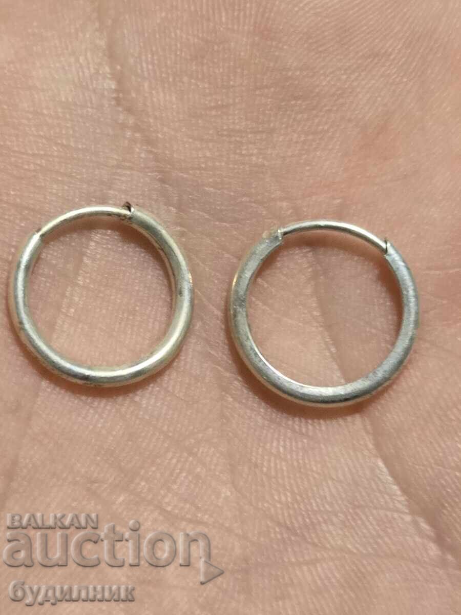 Silver earrings. 0.81 Grams. Listing over 100 Auctions. Inspection available Silver earrings. 0.81 Grams. Listing over 100 Auctions. Inspection available